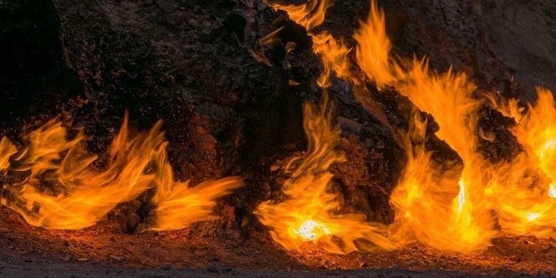 Mơ thấy lửa cháy đánh số mấy? Giải mã điềm báo và con số may mắn