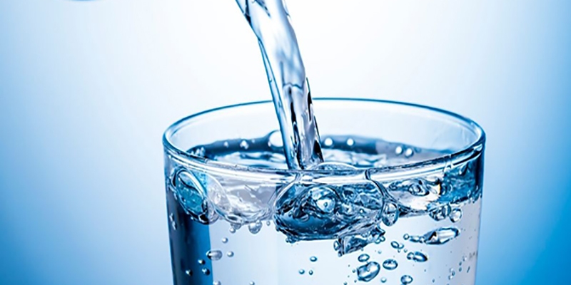 Nằm mơ thấy nước đánh số mấy? Giải Mã Ý Nghĩa & Con Số May Mắn